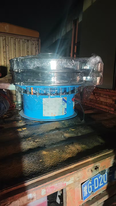 振動篩發(fā)貨